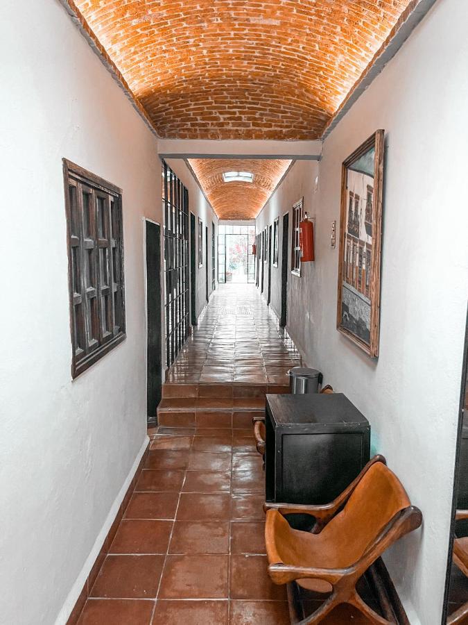 Hotel Villa Helena Альенде Экстерьер фото