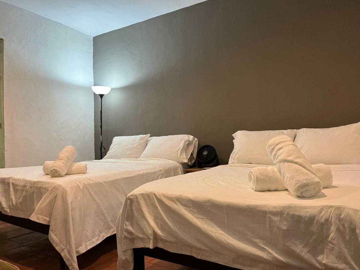 Hotel Villa Helena Альенде Экстерьер фото